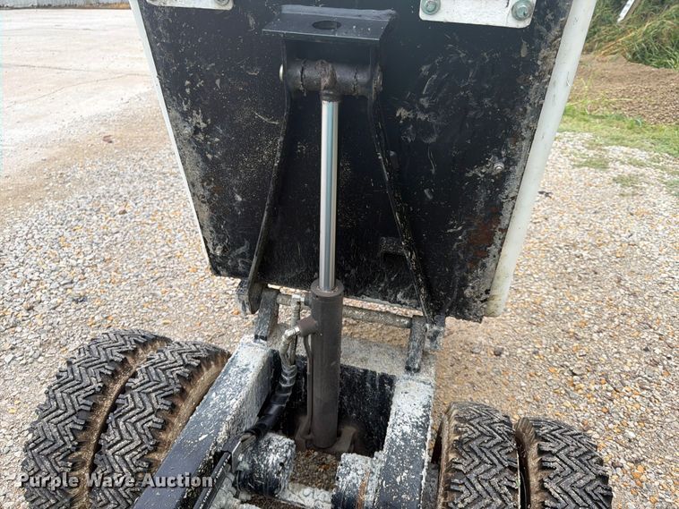 image for item FU4548 2018 Multiquip W6H-16F concrete buggy