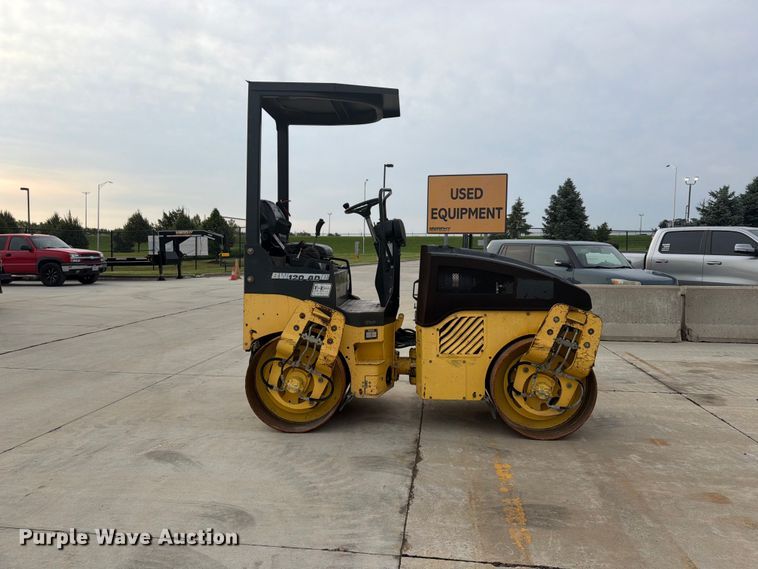 image for item FU4549 2007 Bomag BW120 AD-4 double drum vibratory roller