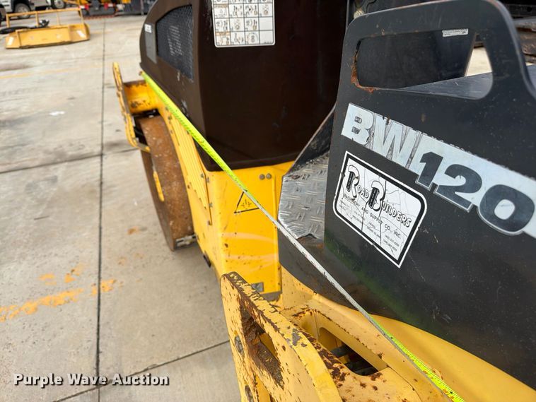 image for item FU4549 2007 Bomag BW120 AD-4 double drum vibratory roller