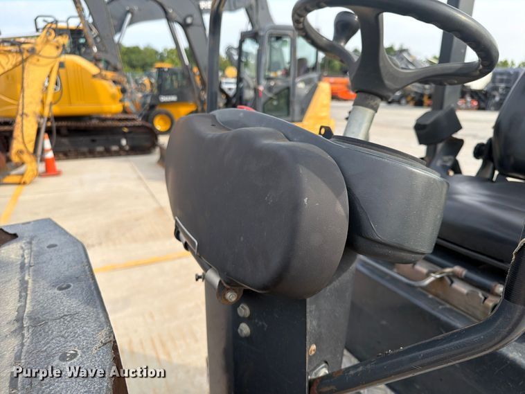 image for item FU4549 2007 Bomag BW120 AD-4 double drum vibratory roller