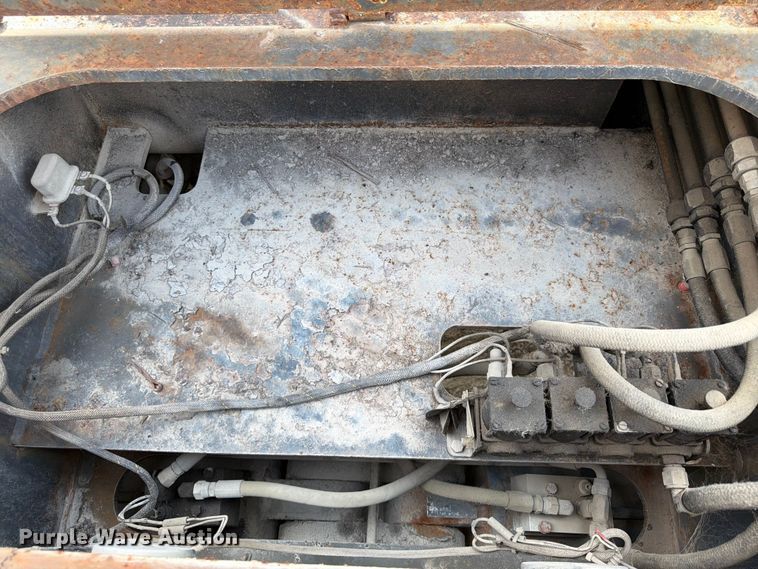image for item FU4568 P&H W-180 crane