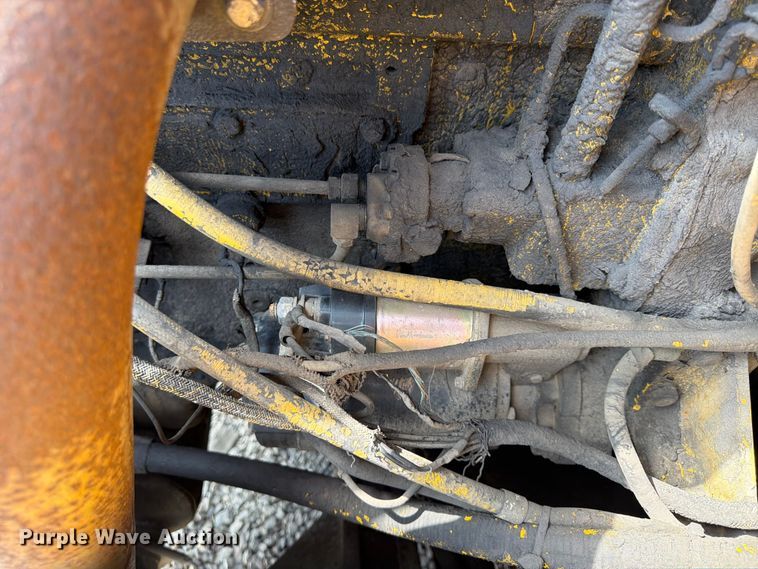 image for item FU4568 P&H W-180 crane