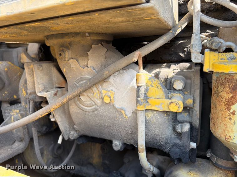 image for item FU4568 P&H W-180 crane