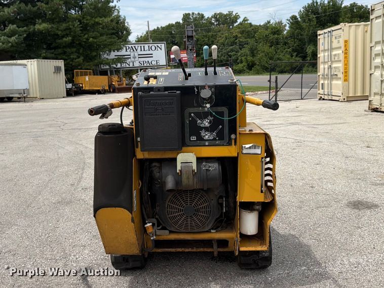 image for item FU4580 2017 Vermeer RTX250 trencher