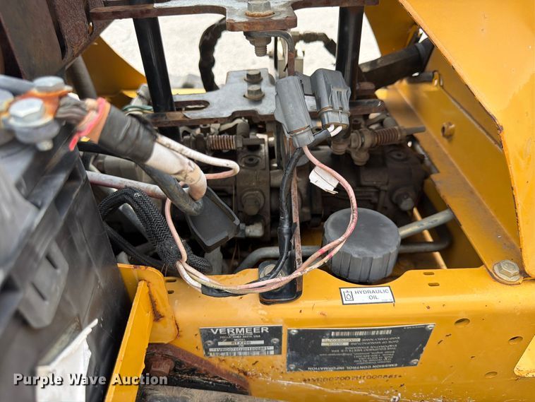 image for item FU4580 2017 Vermeer RTX250 trencher