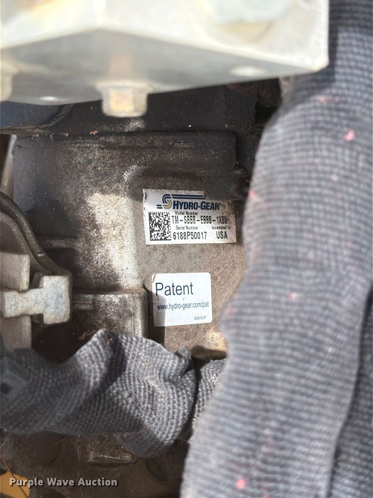 image for item FU4580 2017 Vermeer RTX250 trencher