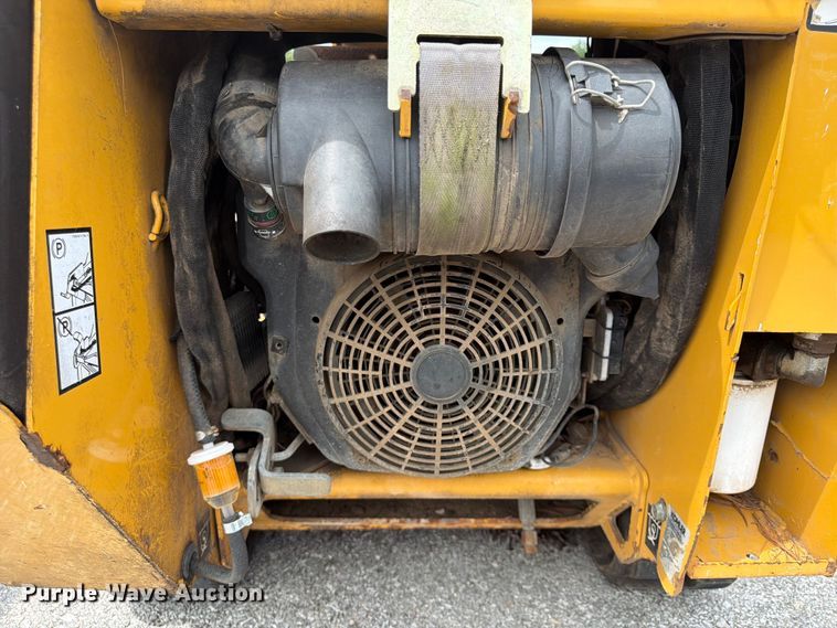 image for item FU4580 2017 Vermeer RTX250 trencher