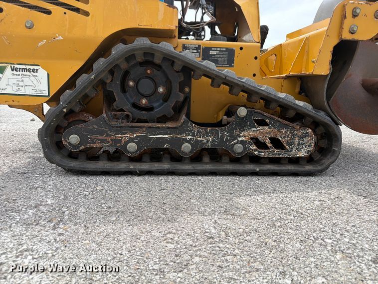 image for item FU4580 2017 Vermeer RTX250 trencher