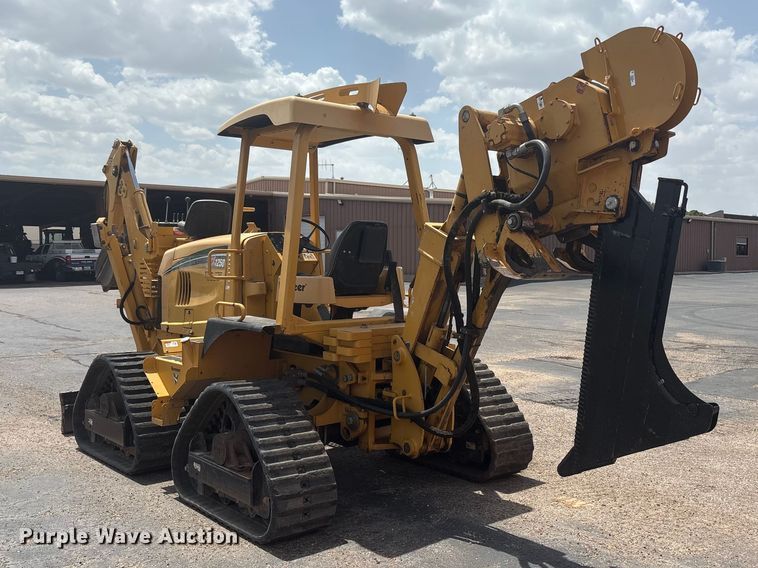 image for item JM9384 2011 Vermeer RTX1250 cable plow