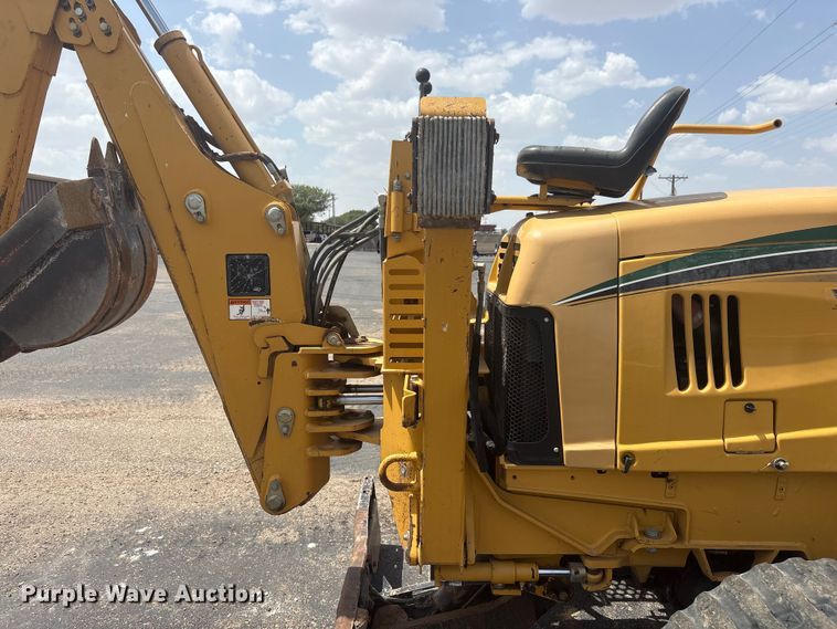 image for item JM9384 2011 Vermeer RTX1250 cable plow