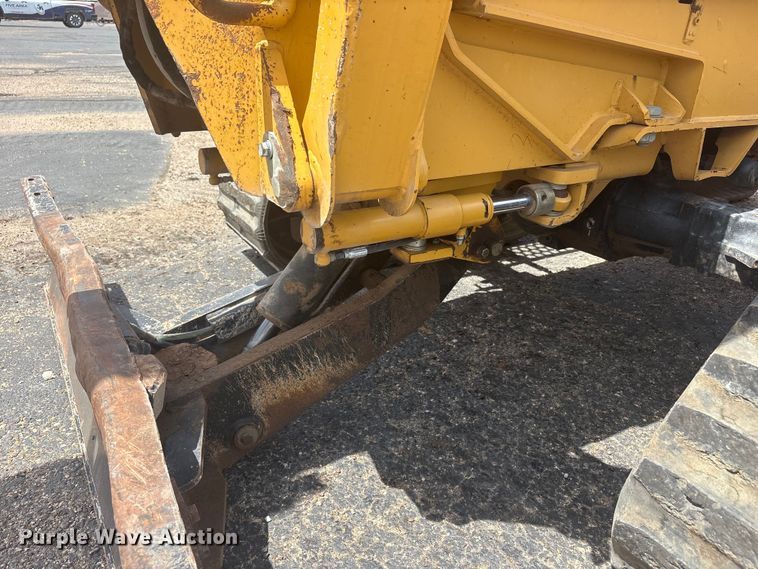 image for item JM9384 2011 Vermeer RTX1250 cable plow