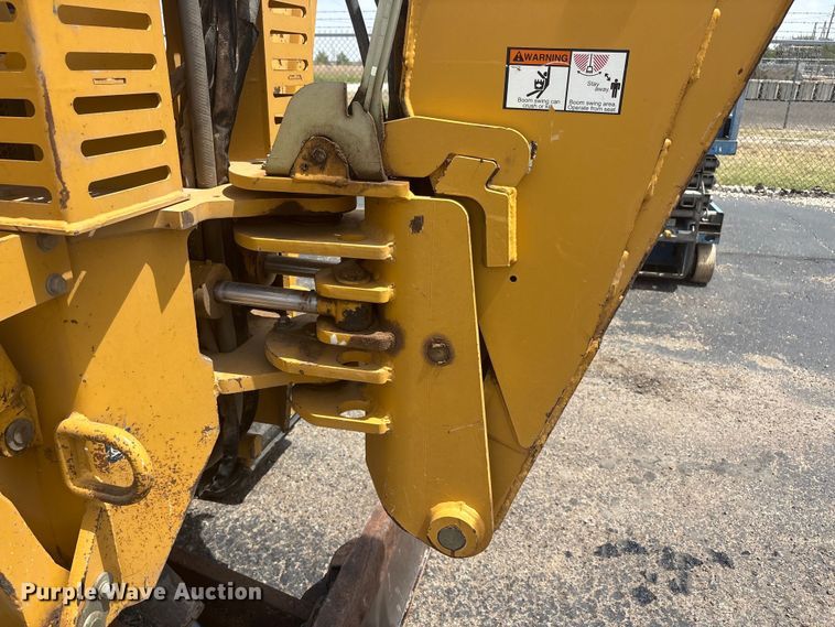 image for item JM9384 2011 Vermeer RTX1250 cable plow