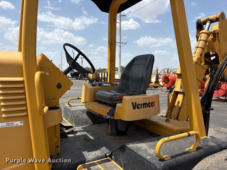 image for item JM9384 2011 Vermeer RTX1250 cable plow