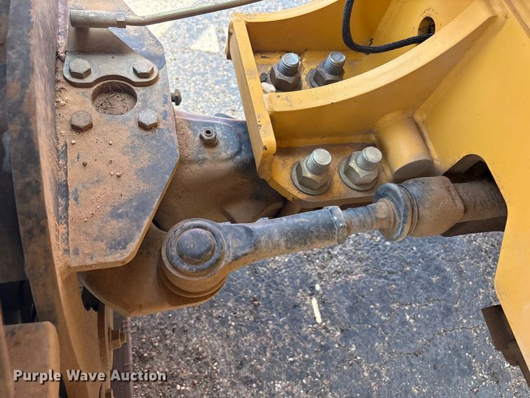 image for item JM9384 2011 Vermeer RTX1250 cable plow