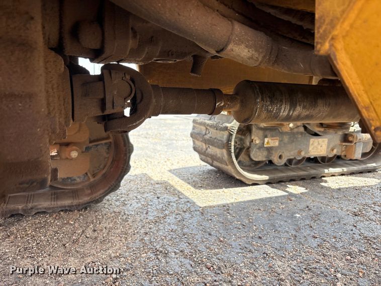 image for item JM9384 2011 Vermeer RTX1250 cable plow