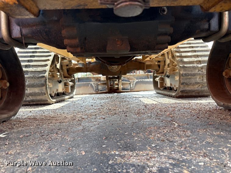 image for item JM9384 2011 Vermeer RTX1250 cable plow