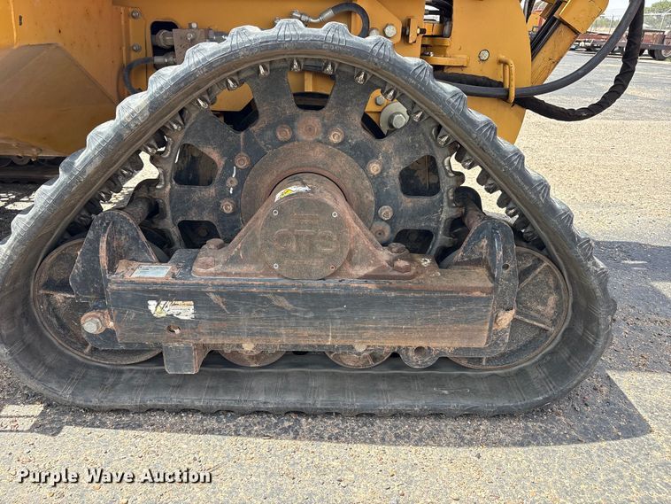 image for item JM9384 2011 Vermeer RTX1250 cable plow
