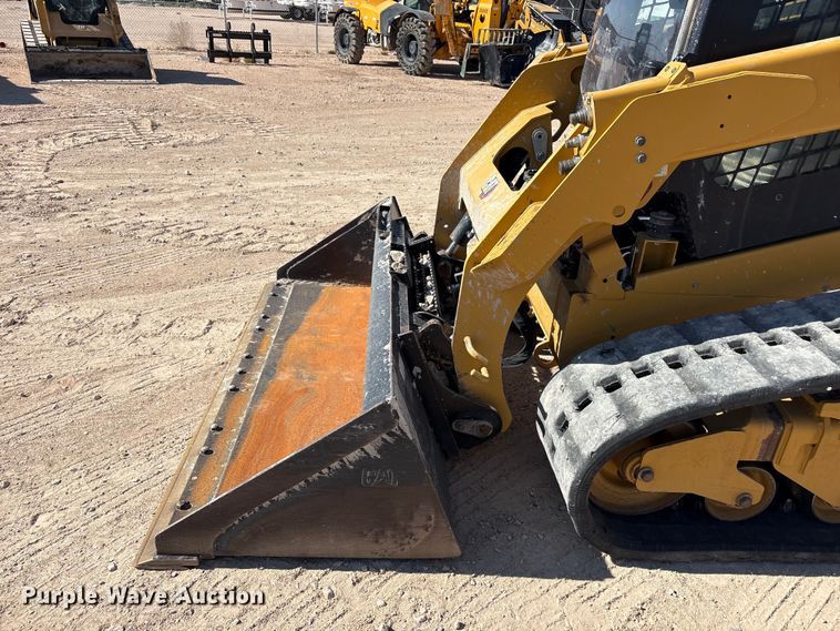 image for item JM9389 2023 Caterpillar 259D3 tracked skid steer loader