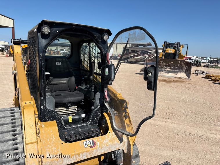image for item JM9389 2023 Caterpillar 259D3 tracked skid steer loader