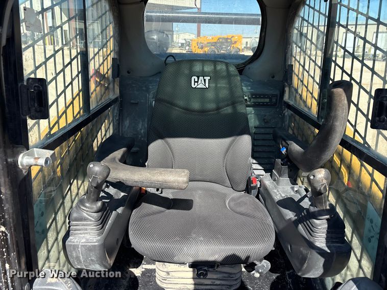 image for item JM9389 2023 Caterpillar 259D3 tracked skid steer loader