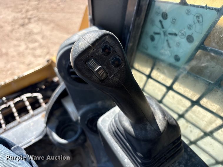 image for item JM9389 2023 Caterpillar 259D3 tracked skid steer loader