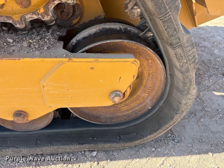 image for item JM9390 2024 Caterpillar 259D3 tracked skid steer loader