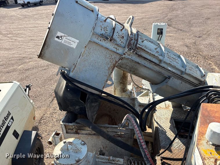 image for item JM9417 Power curber 5700B curb machine 