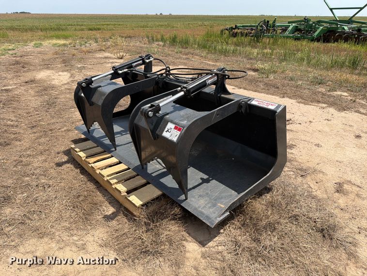 Stout HD72-FB skid steer grapple bucket