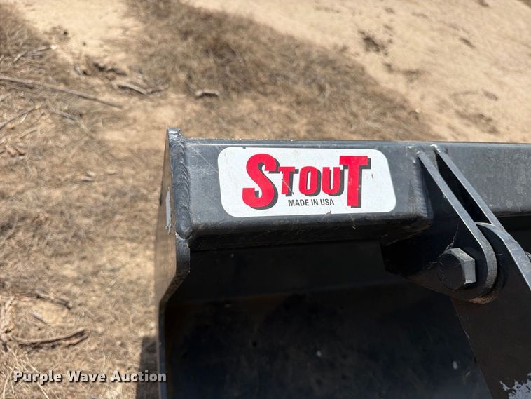 image for item MZ9892 Stout HD72-FB skid steer grapple bucket