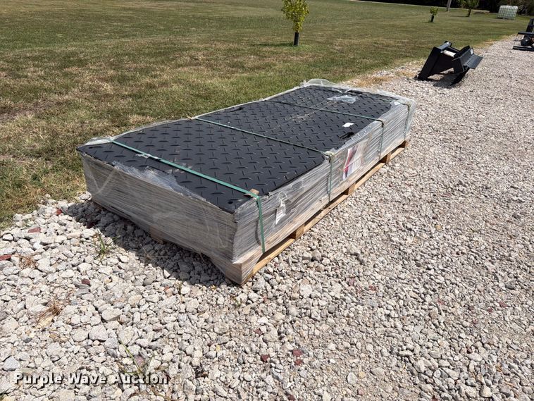 image for item MZ9927 (15) ground protection mats