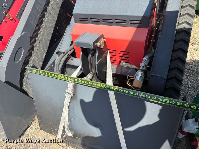 image for item NC9865 Erie Industries SCL850 compact utility loader