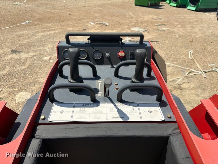 image for item NC9867 Erie Industries SCL850 compact utility loader