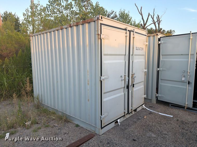 Shipping container