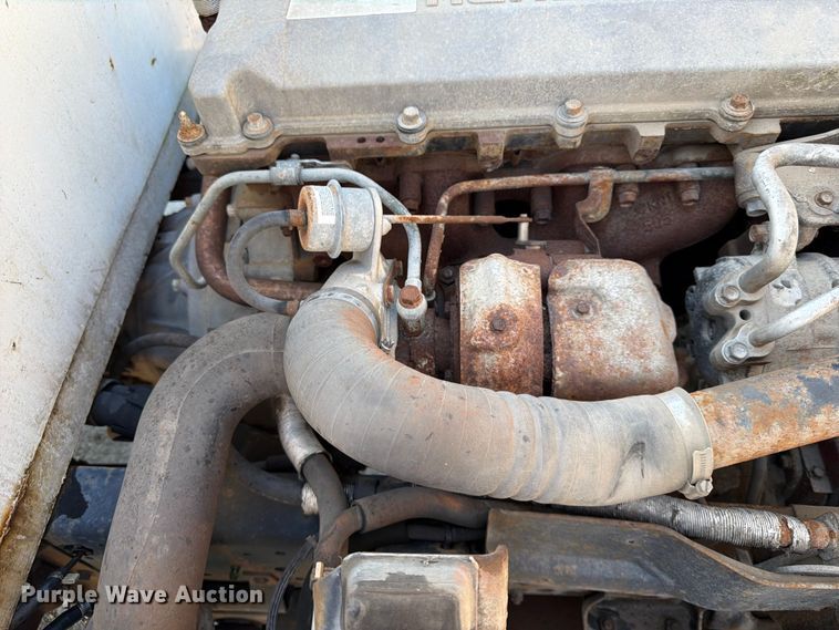 image for item NM9824 2002 Chevrolet W4500 bucket truck