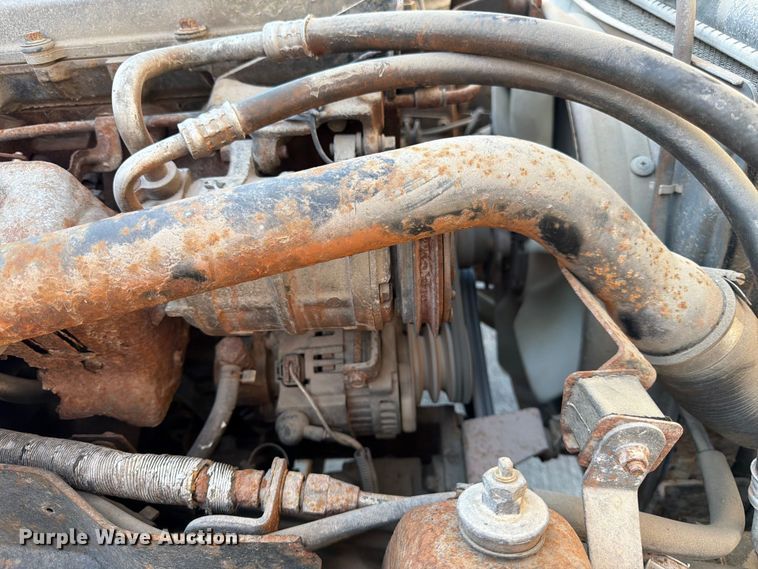 image for item NM9824 2002 Chevrolet W4500 bucket truck