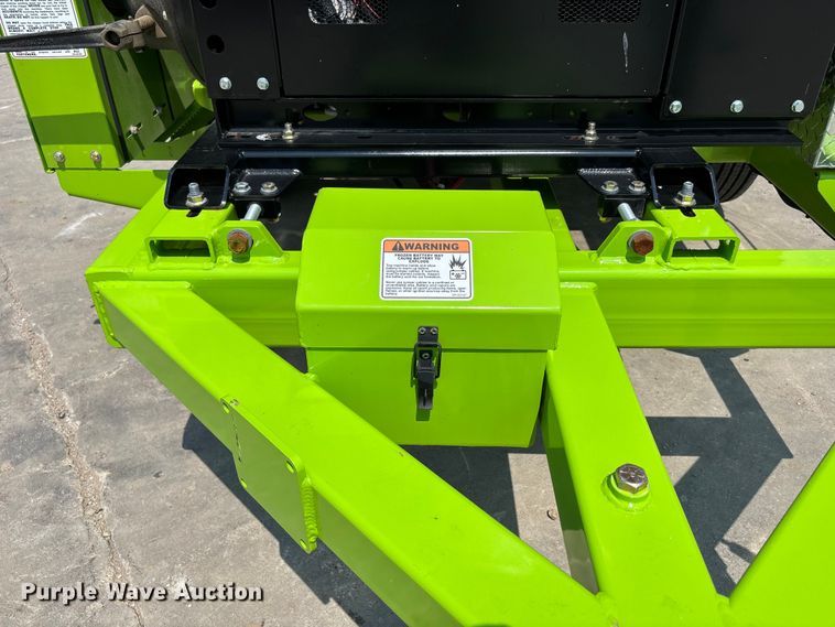 image for item NM9915 2025 Dyna V-12 wood chipper