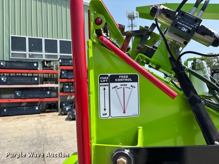 image for item NM9915 2025 Dyna V-12 wood chipper
