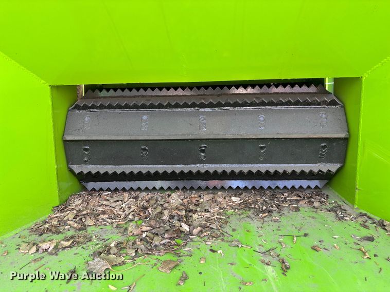 image for item NM9915 2025 Dyna V-12 wood chipper