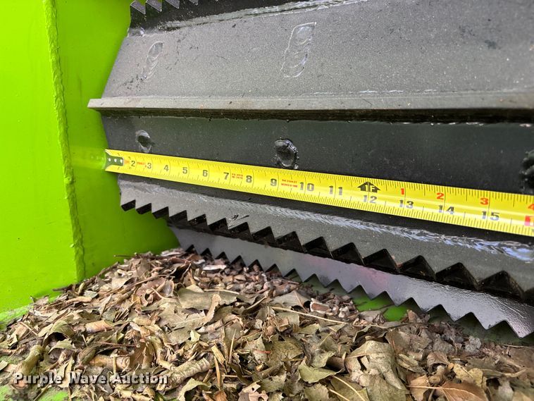 image for item NM9915 2025 Dyna V-12 wood chipper