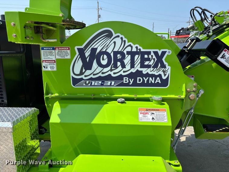 image for item NM9915 2025 Dyna V-12 wood chipper