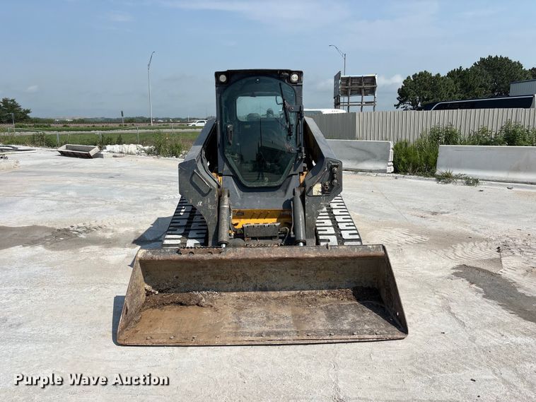 image for item NM9917 2019 John Deere 333G tracked skid steer loader