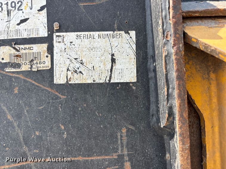 image for item NM9917 2019 John Deere 333G tracked skid steer loader