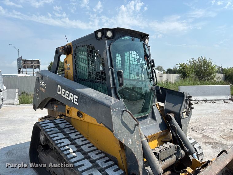image for item NM9917 2019 John Deere 333G tracked skid steer loader