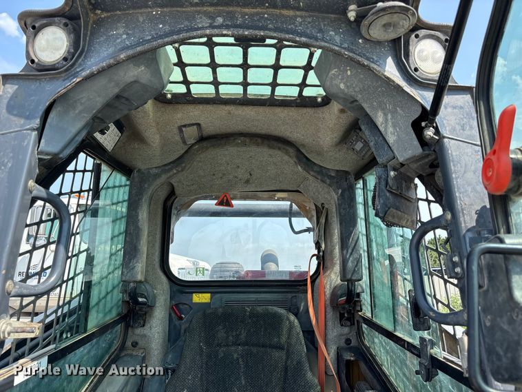 image for item NM9917 2019 John Deere 333G tracked skid steer loader