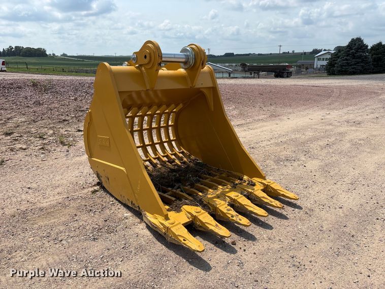 image for item NM9926 Bedrock 349 excavator rock bucket