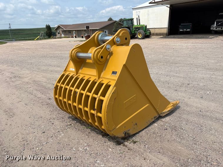 image for item NM9926 Bedrock 349 excavator rock bucket