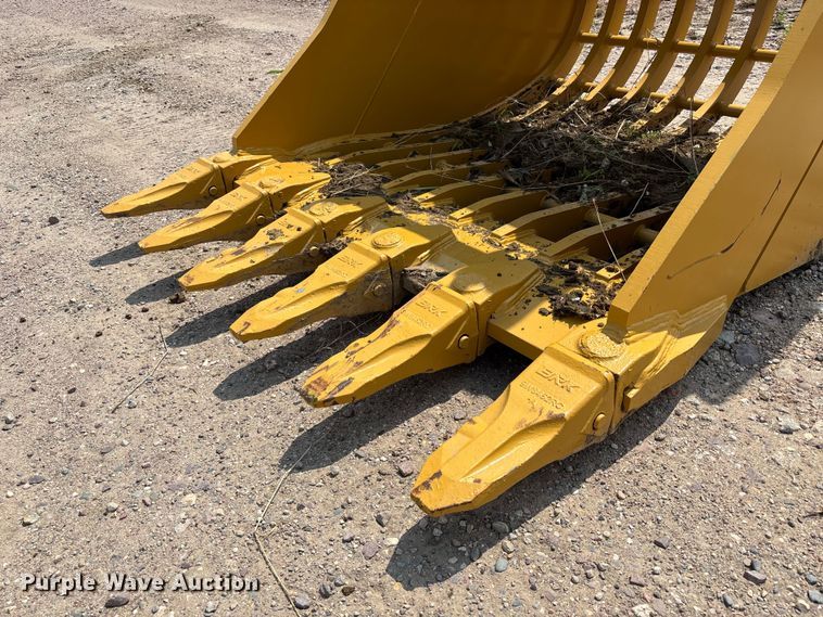 image for item NM9926 Bedrock 349 excavator rock bucket