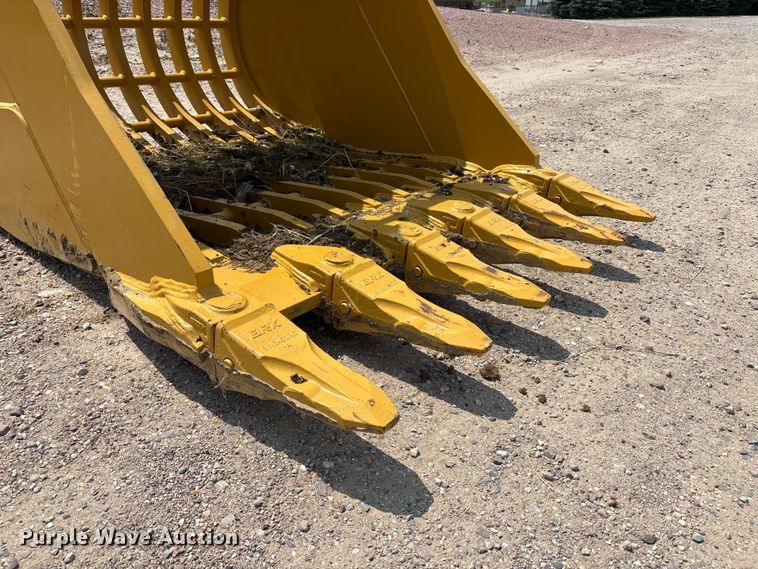image for item NM9926 Bedrock 349 excavator rock bucket