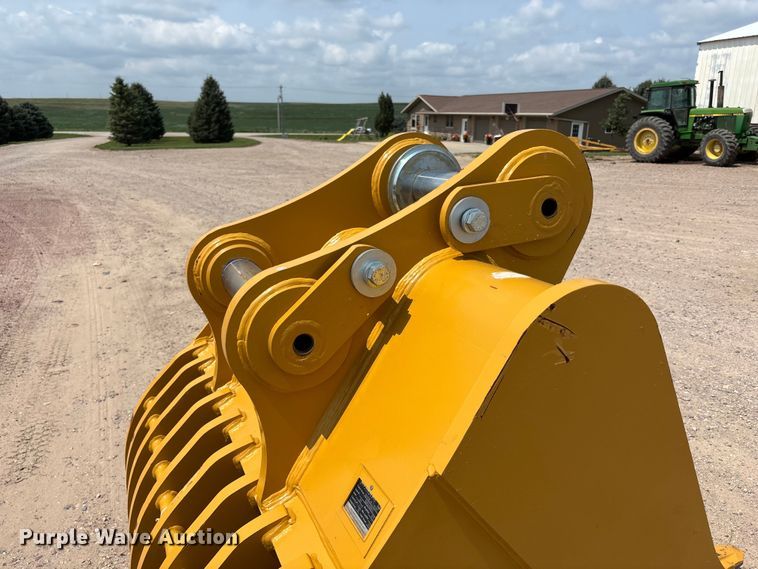 image for item NM9926 Bedrock 349 excavator rock bucket