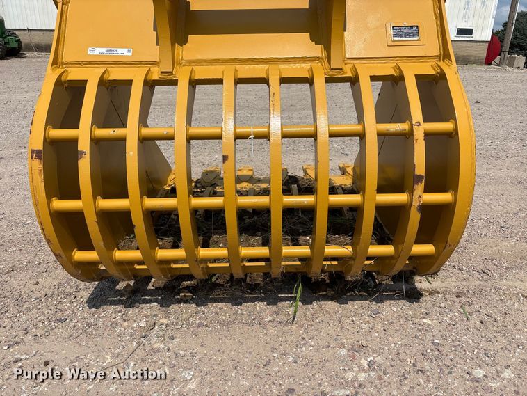 image for item NM9926 Bedrock 349 excavator rock bucket